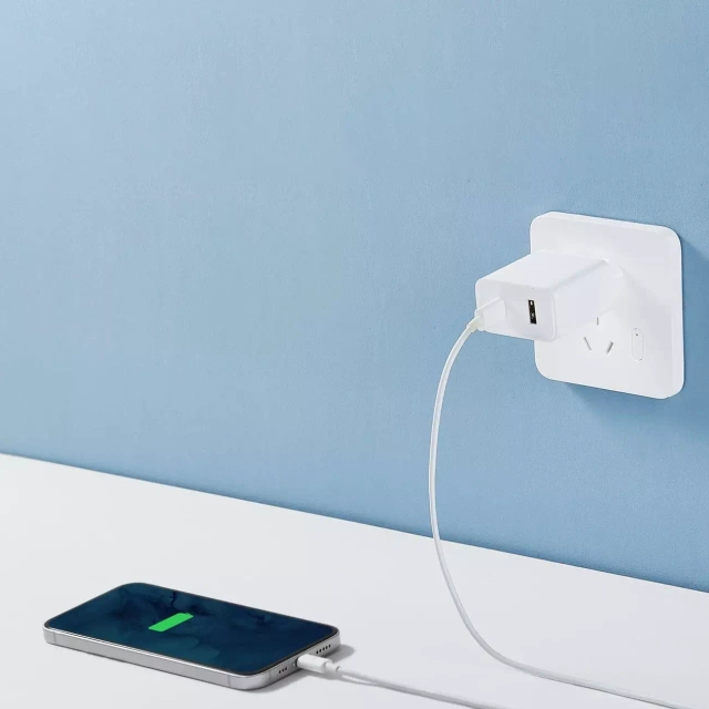 Szybka ładowarka sieciowa Xiaomi Travel Charger Combo USB / USB-C 33W PD biała